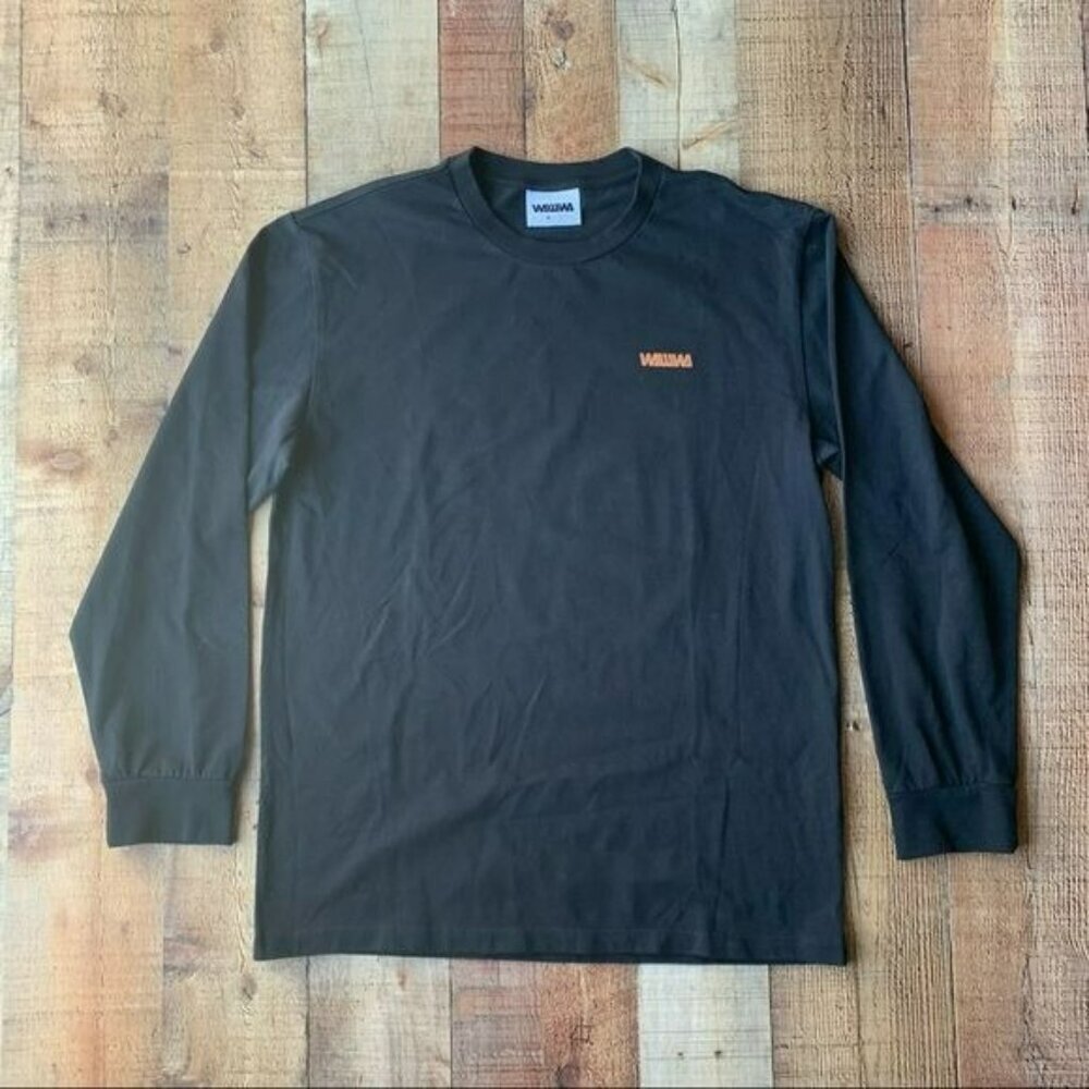 Wawwa black long sleeve organic cotton crew neck graphic tee shirt - M